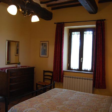 Agriturismo Rustichino Villa Giano dell'Umbria ภายนอก รูปภาพ