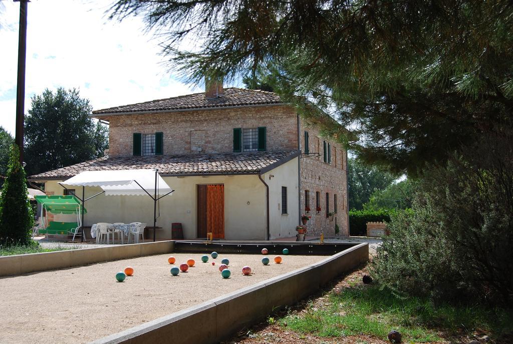 Agriturismo Rustichino Villa Giano dell'Umbria ภายนอก รูปภาพ