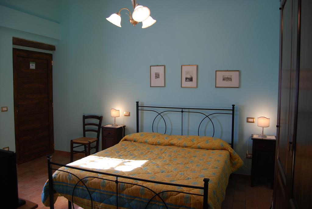 Agriturismo Rustichino Villa Giano dell'Umbria ภายนอก รูปภาพ