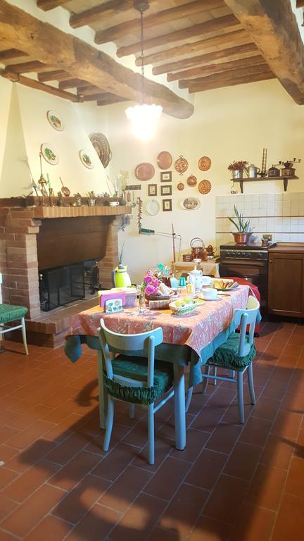 Agriturismo Rustichino Villa Giano dell'Umbria ภายนอก รูปภาพ