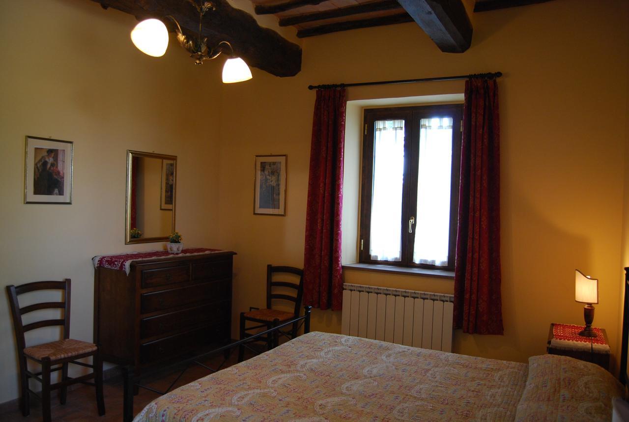 Agriturismo Rustichino Villa Giano dell'Umbria ภายนอก รูปภาพ