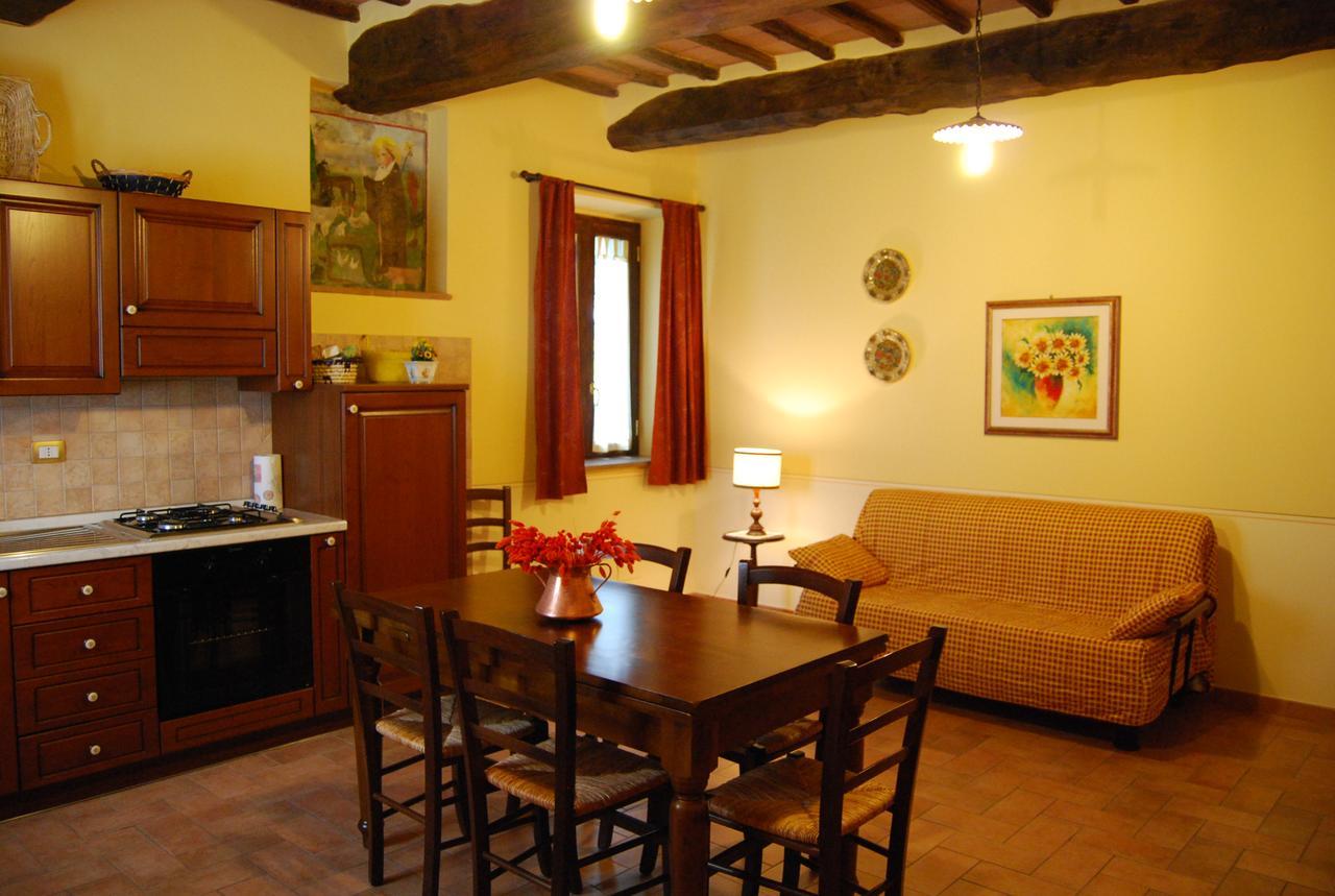 Agriturismo Rustichino Villa Giano dell'Umbria ภายนอก รูปภาพ